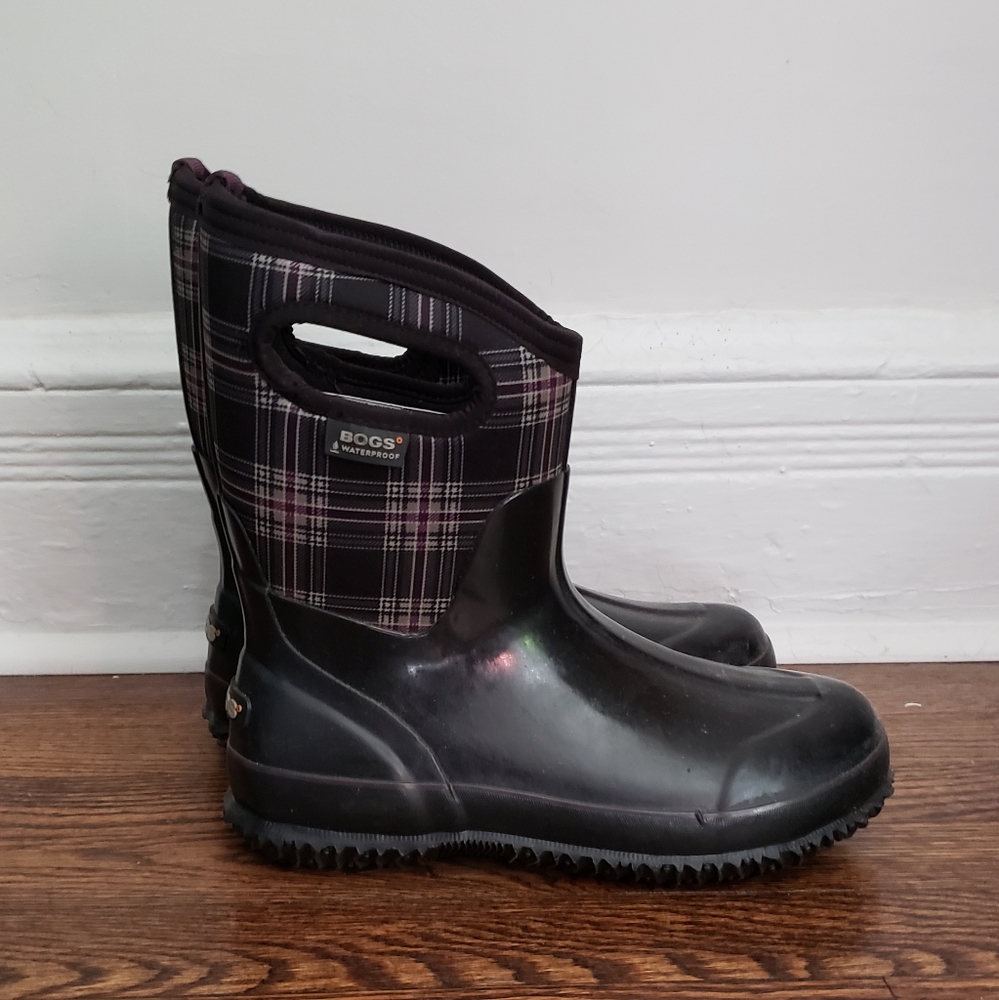 Bogs plaid short rain boots